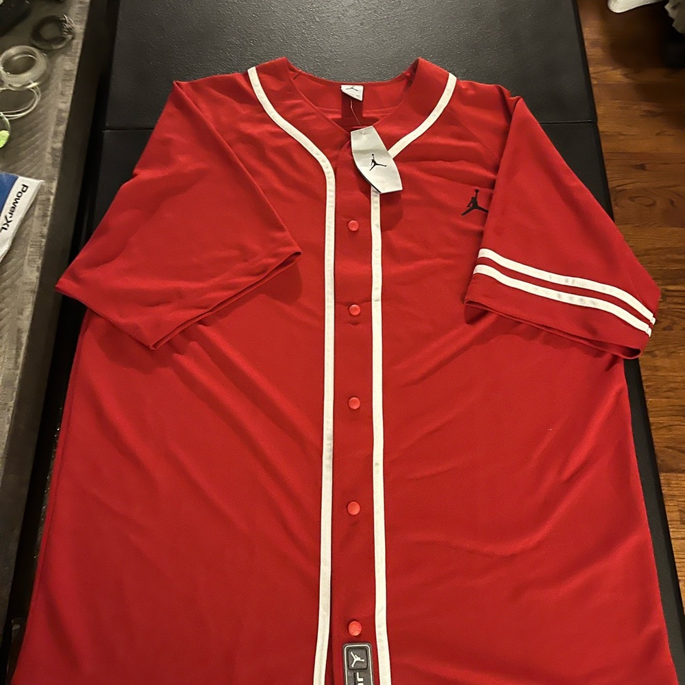 SPORTS TOP.